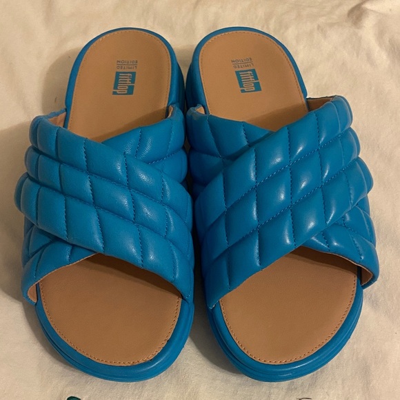 Fitlop Limited Edition Loosh Luxe Sandals - Picture 1 of 12